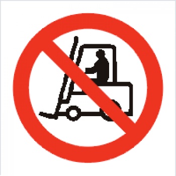 GA004 Zakaz ruchu urządzeń do transportu poziomego.