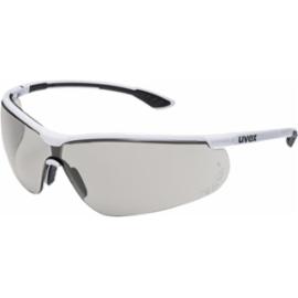 UX-OO-STYLE - transparentne okulary ochronne, lekkie i wygodne - ważą zaledwie 23g, klasa optyczna 1.
